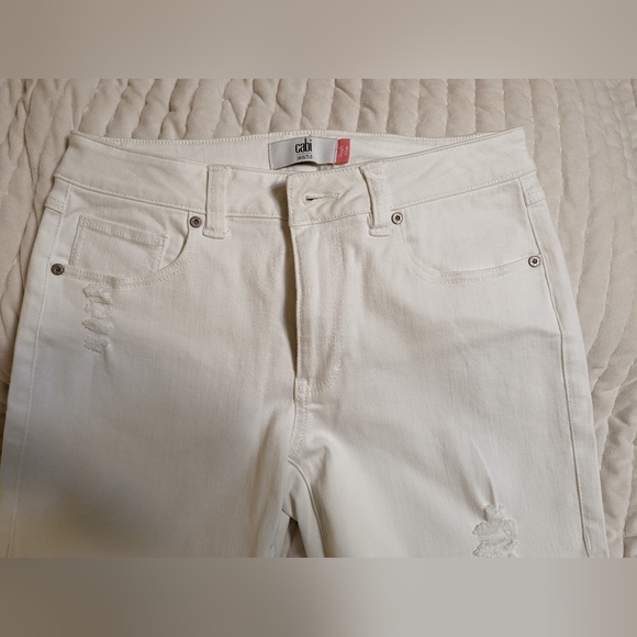 Cabi Size 6 High Slim White jeans distressed ripped look new without tags - Picture 7 of 13